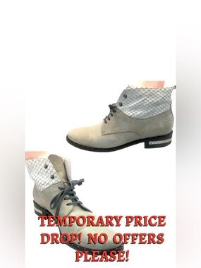FREDA SALVADOR GRAY LEATHER & SNAKESKIN-EMBOSSED CHUKKA BOOTS (7M)